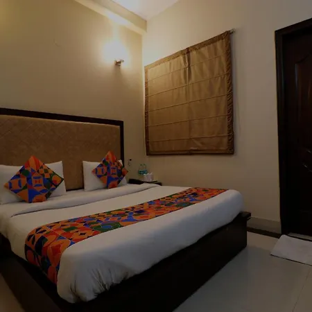 Fabhotel Lr Nehru Place